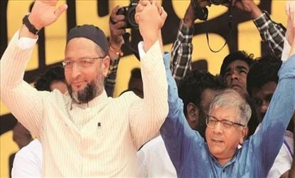 आमची एमआयएमसोबतची युती महाराष्ट्रातील नेत्याशी नाही, तर ओवेसी यांच्यासोबत